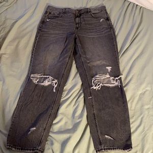 American Eagle Mom Jean